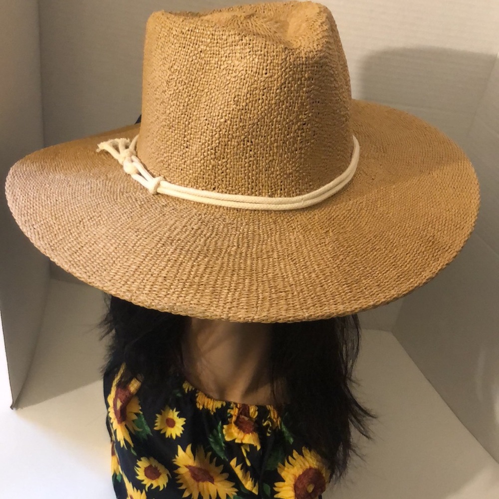 Hat - Picture 3 of 5